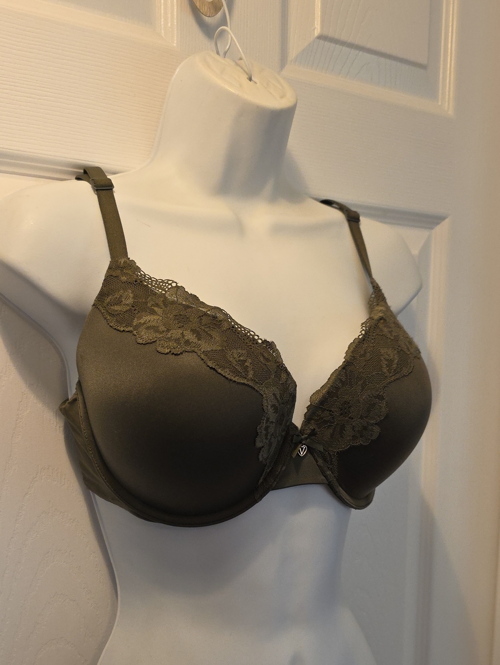 Victoria's Secret Olive Green Lace Perfect Shape Bra